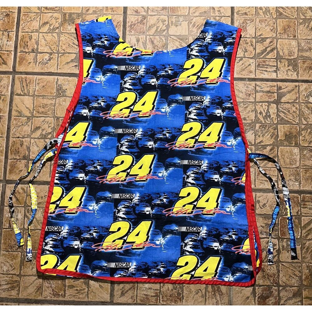 Nascar Winner's Circle Jeff Gordon #24 Dupont Motorsports Tailgate BBQ Apron‎